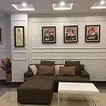 The Sun Hotel