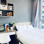 Travelaholic\'S Homestay