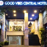 Good Vibes Central Hotel