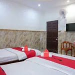 Reddoorz Plus Near Mien Tay Bus Station 2