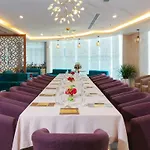 Golda Hotel