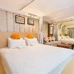 Oyo 708 The Cozi House - Homestay