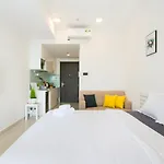 River Gate - Infinity Pool & Gym - Sai Gon