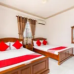 Madam Cuc Hotel