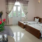 Hoa Phat Hotel & Apartment