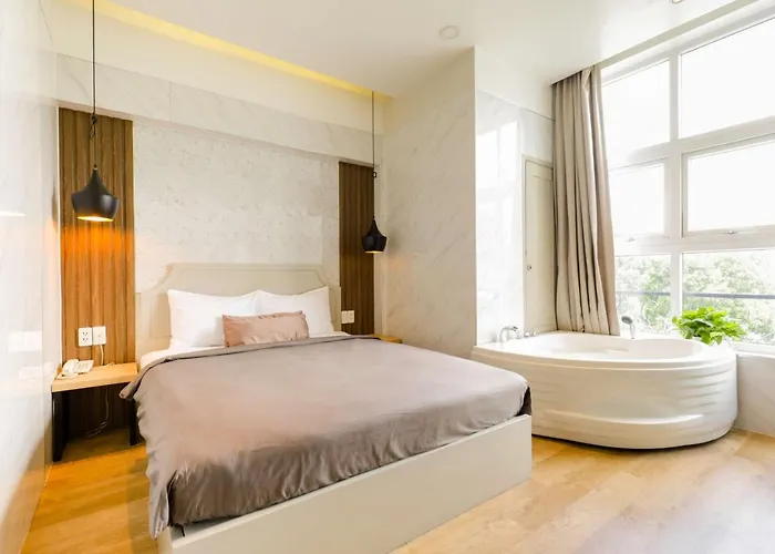 La Hotel Q10