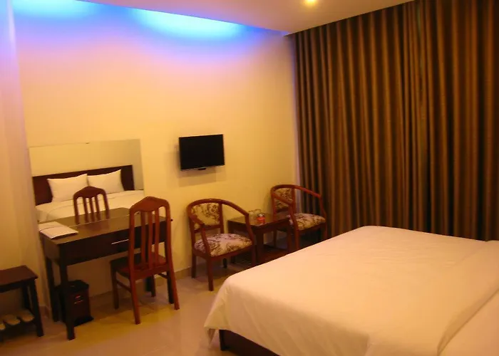 Apogee Hotel