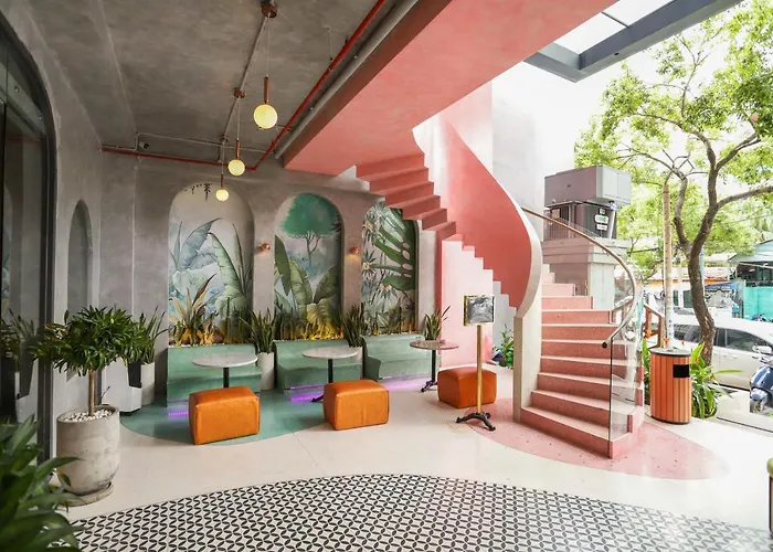 Home Hotel