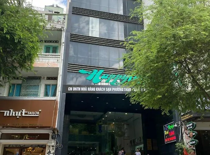 Happy Land Hotel