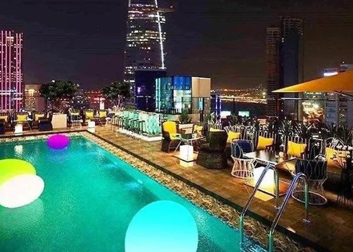 The Rixx Convenient Apartment @ Ben Thanh/Pool/Gym