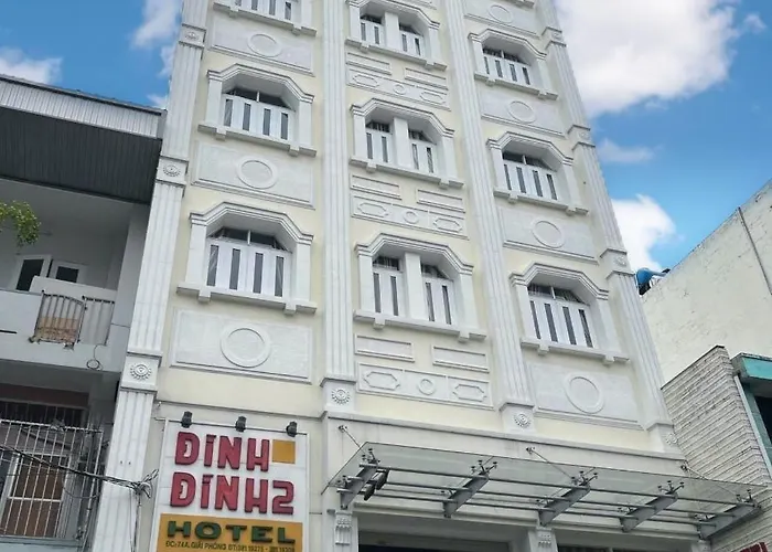 Dinh Dinh 2 Airport Hotel
