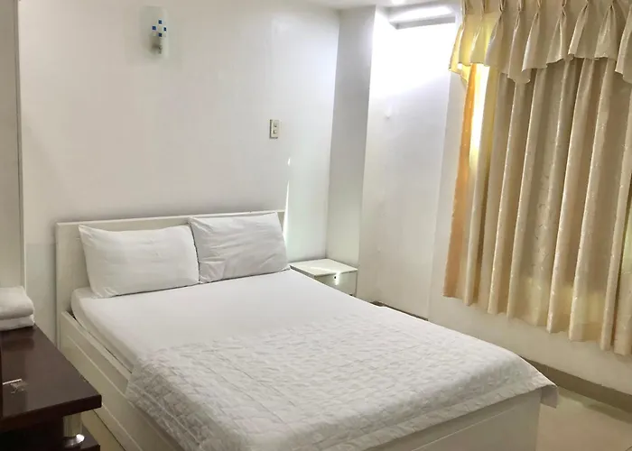 Seven Stars Hotel