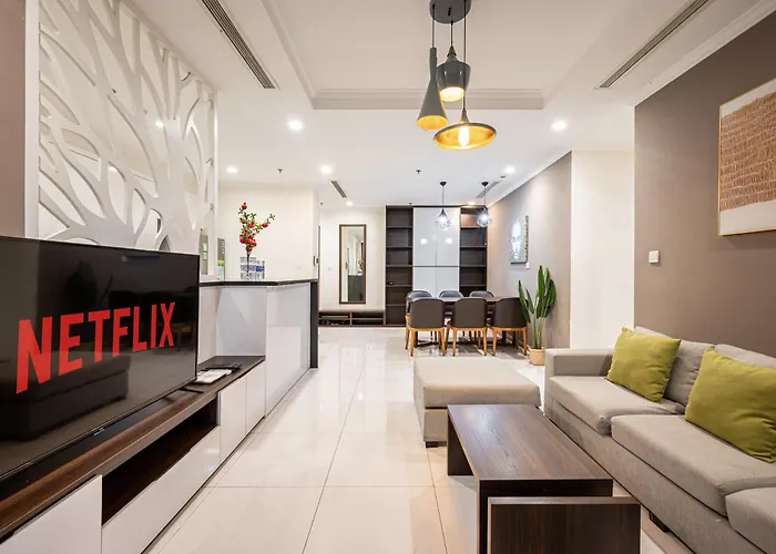 Luxury Apartment At Vinhomes Central Park
