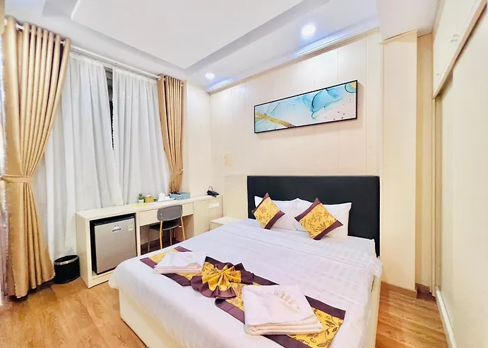 Truc Huyen Hotel