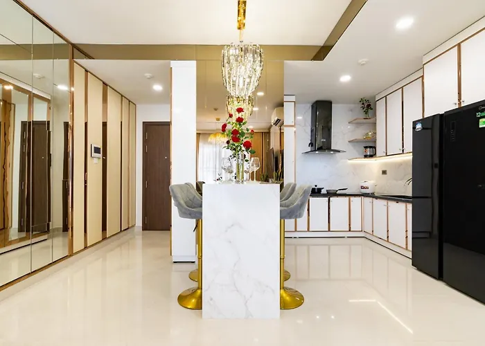 At-Home River Gate Apartment Near Ben Thanh Market