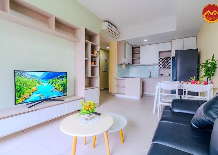 Apartment 2Br Near Tan Son Nhat Airport - Luxury