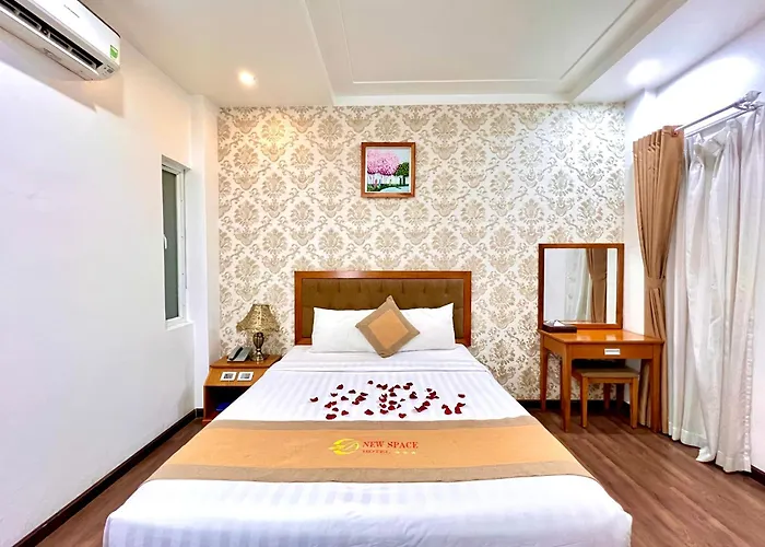 Khách sạn New Space gần sân bay