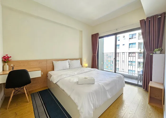 Monmon Apt - Masteri Thao Dien - 2Br - Pool View