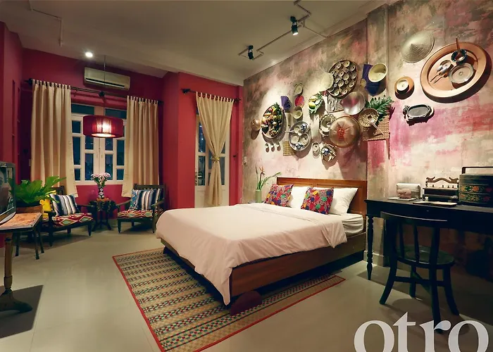 Classy Indochine - The Riverside