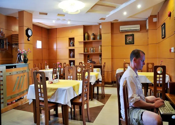 Lac Vien Hotel