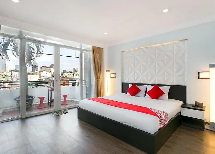 Madam Cuc Hotel