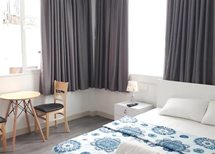 Ben Thanh Hostel Saigon
