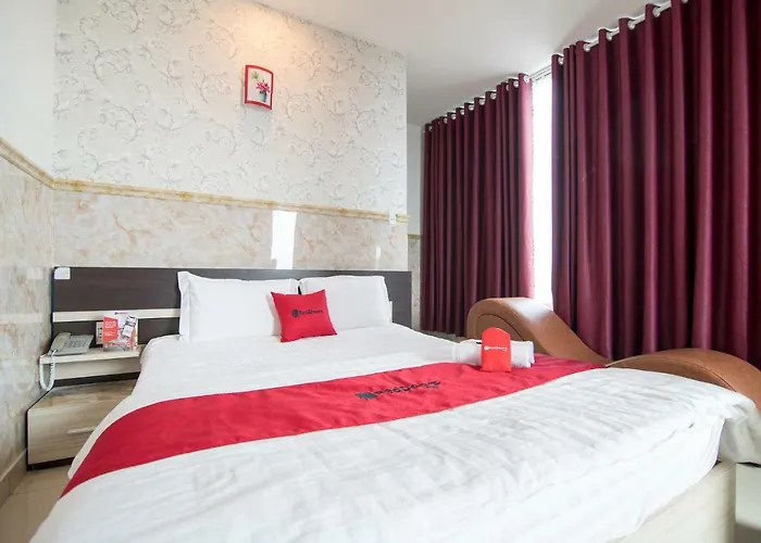 Reddoorz Plus Near Mien Tay Bus Station 2