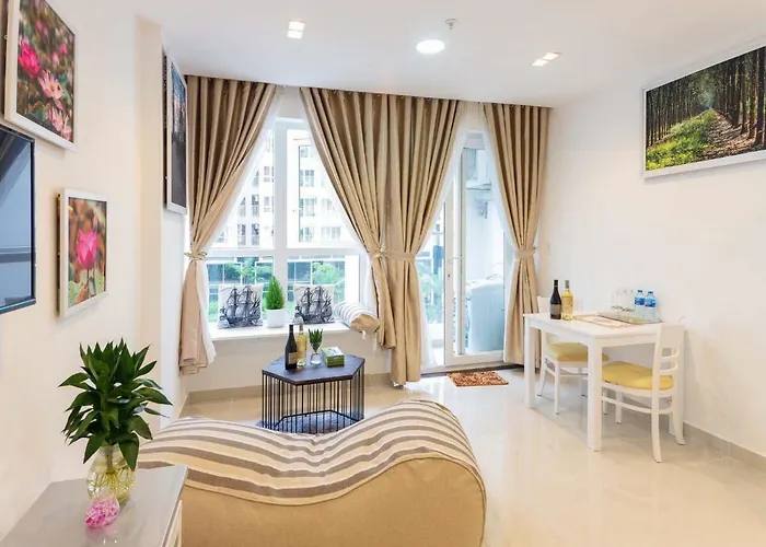 Jolie Home