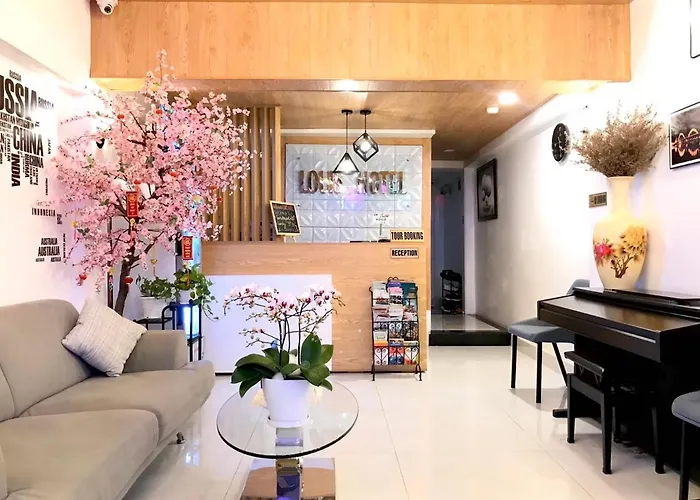Louis Hotel - Bui Vien Walking Street
