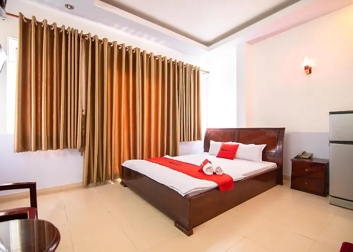 Reddoorz Hoang Minh Hotel