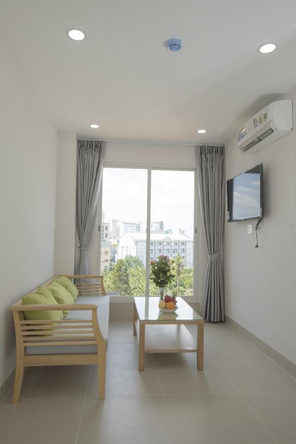 New Hampton Hospitality - Cornelia & 3*