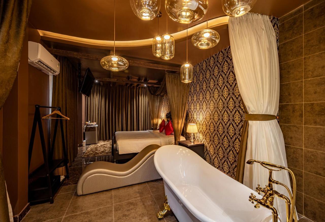 Me Gustas - Love Hotel Ho Chi Minh City