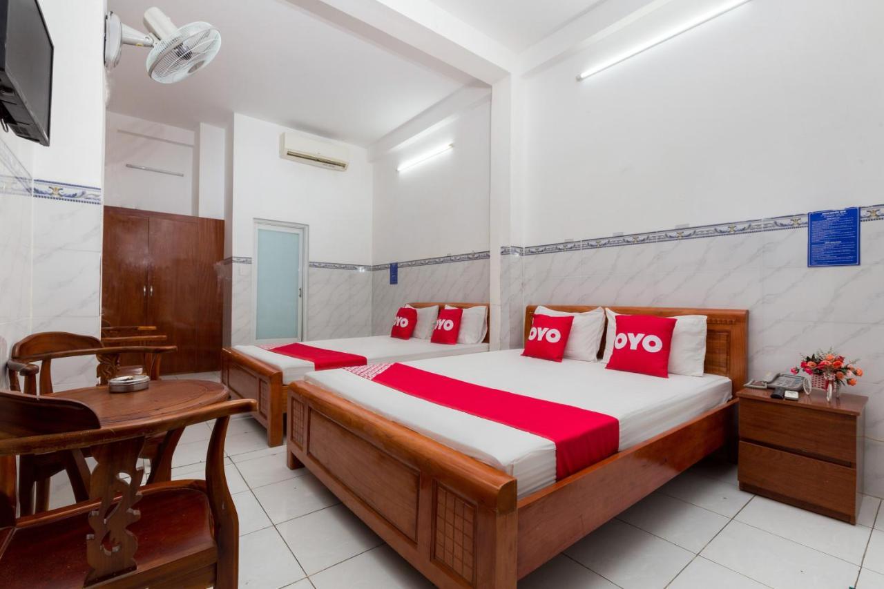 Hotel Reddoorz Near Bau Cat