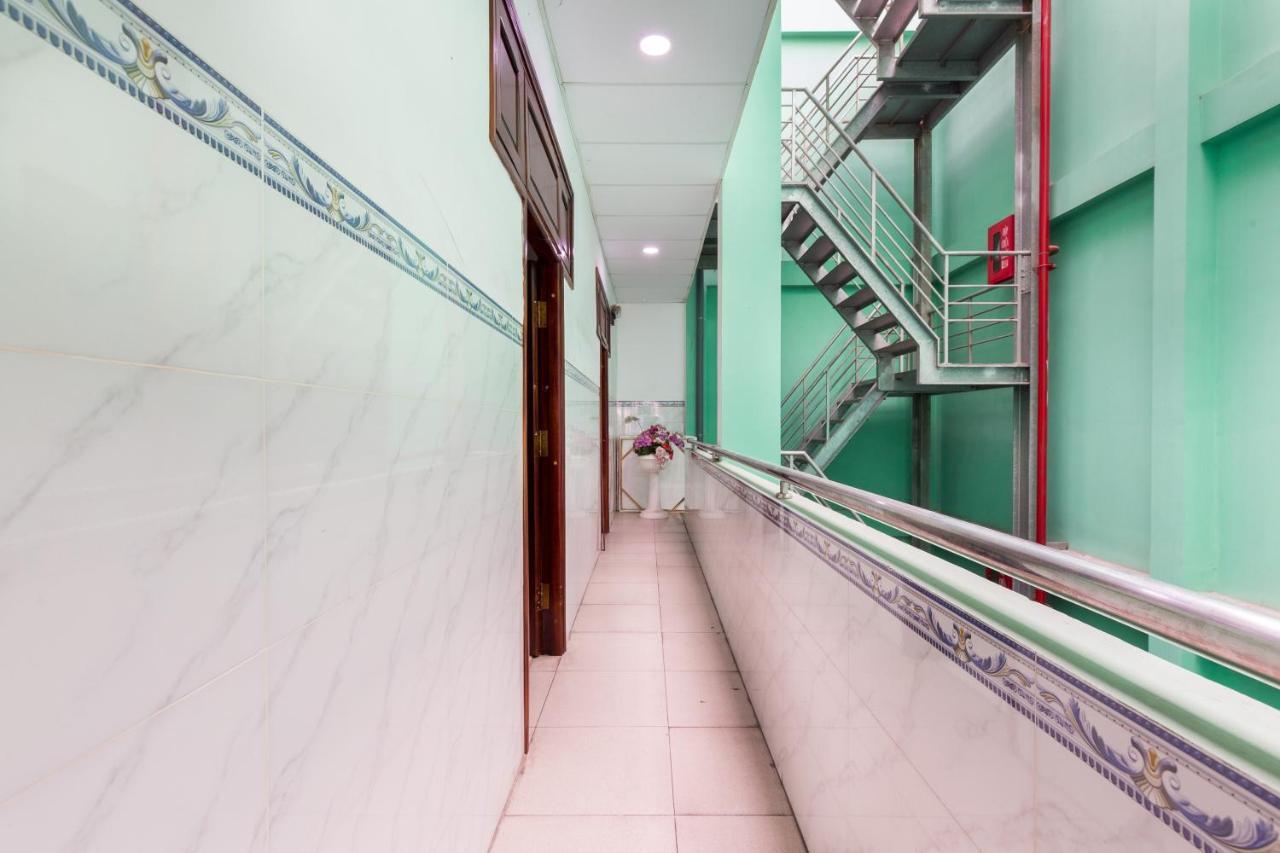 Reddoorz Near Bau Cat Hotel Ho Chi Minh City