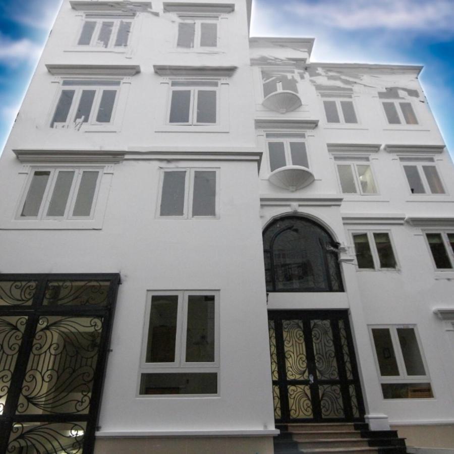 New Hampton Hospitality - Cornelia & Hotel 3*