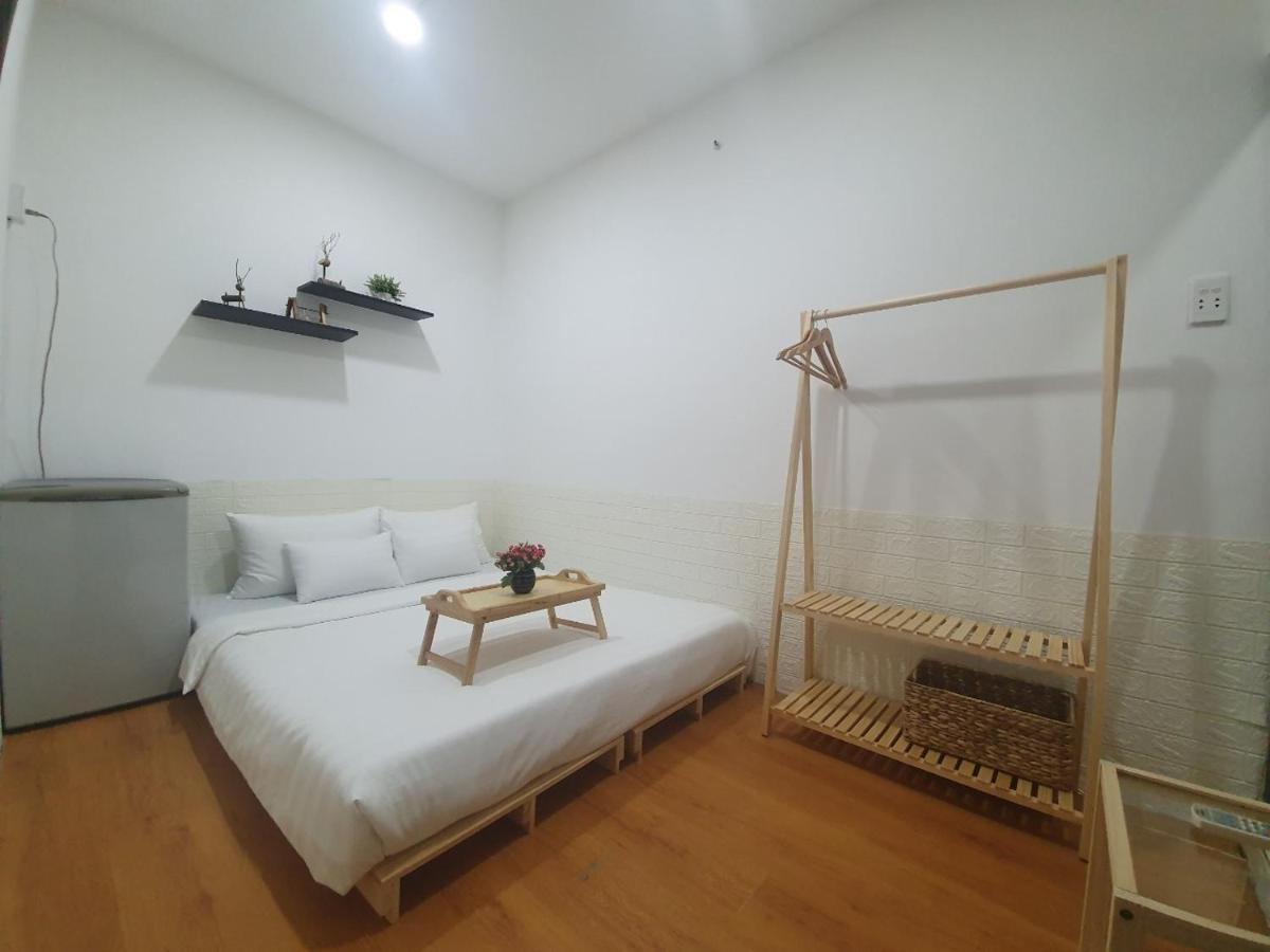 Diamond Rainbow - The Centre Hostel *