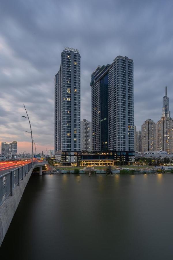 Sunwah Pearl Golden House-amazing River View ,3 Br * Ho Chi Minh City