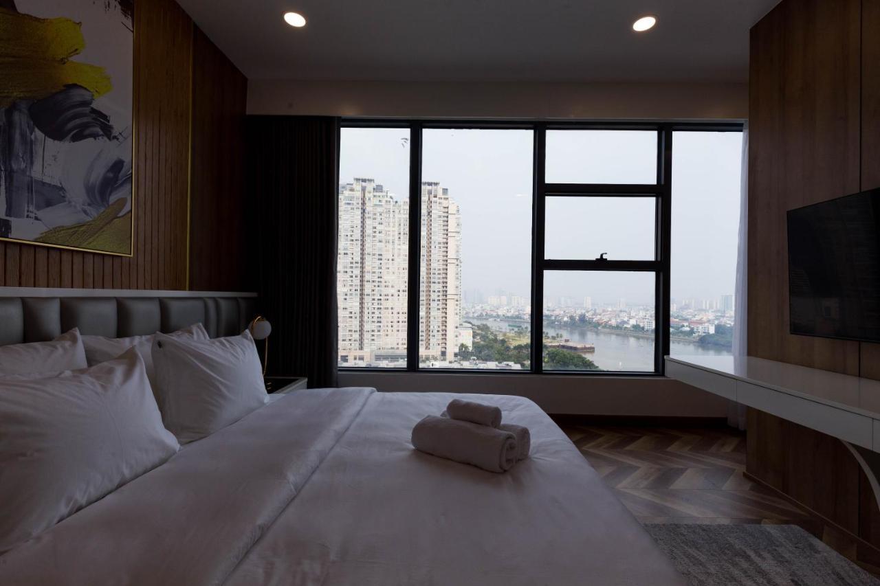 Sunwah Pearl Golden House-amazing River View ,3 Br Ho Chi Minh City