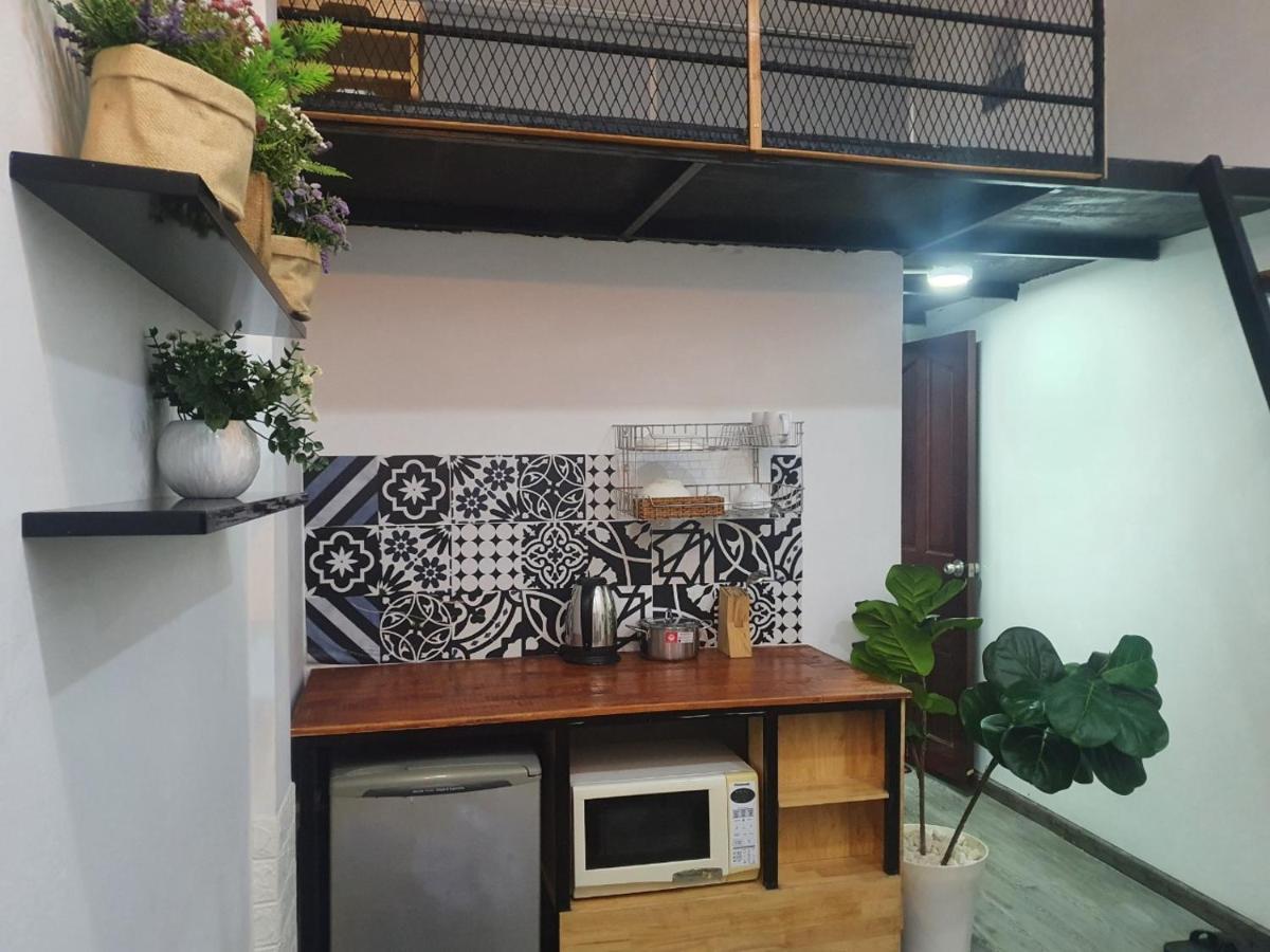 Diamond Rainbow - The Centre Hostel Ho Chi Minh City