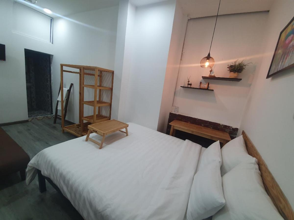Diamond Rainbow - The Centre Hostel Ho Chi Minh City