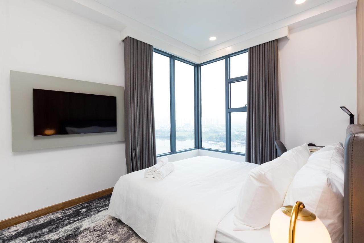 Sunwah Pearl Golden House-amazing River View ,3 Br Ho Chi Minh City
