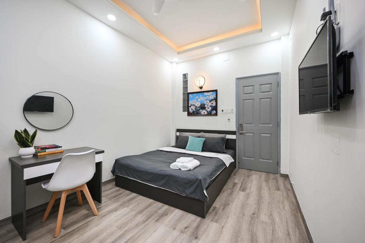 Bear's House - The Riverside * Ho Chi Minh City