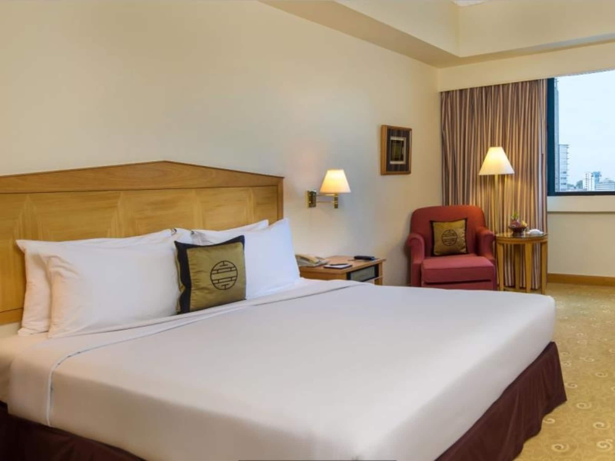 Hotel Saigon 4*