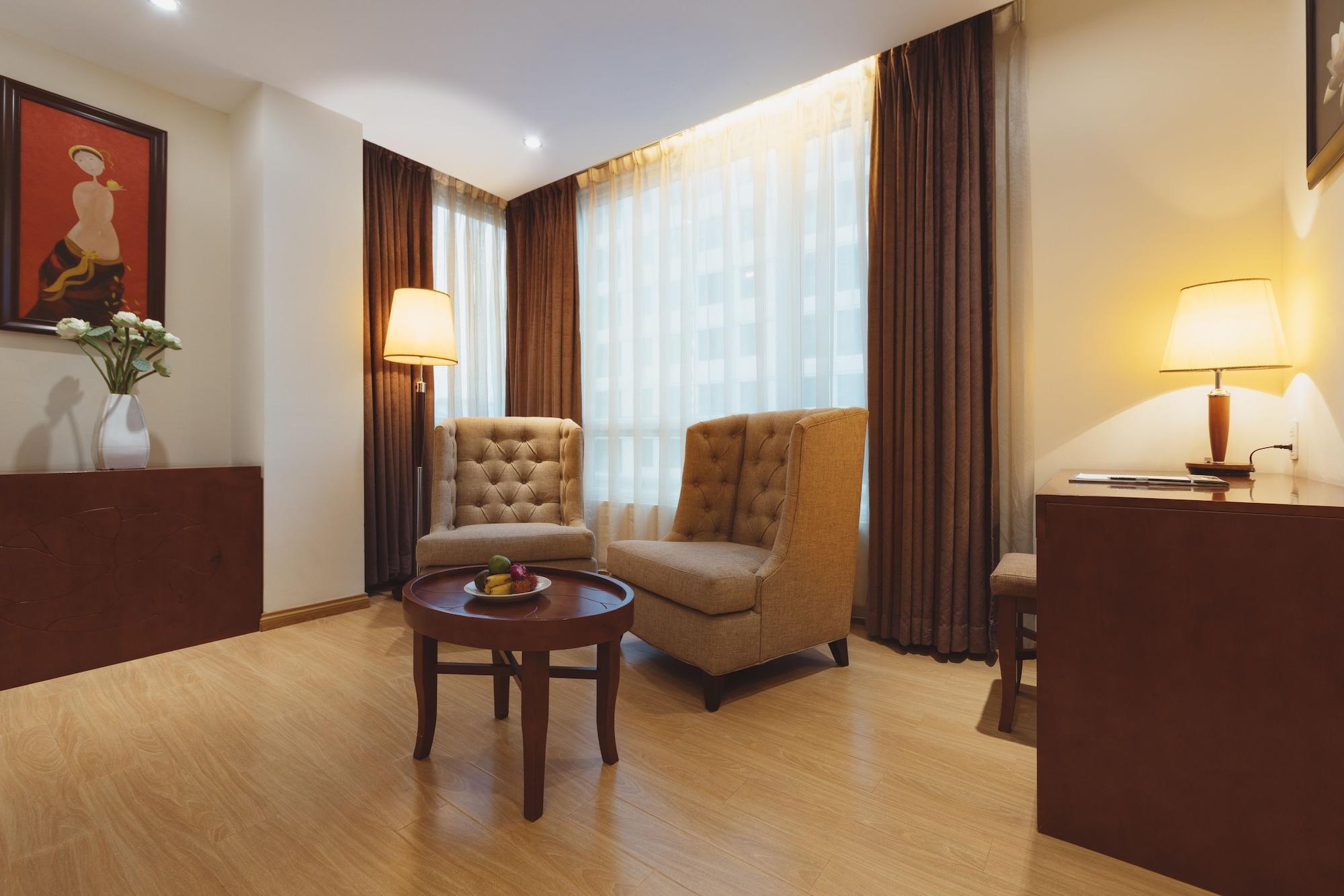 Paragon Saigon 4*