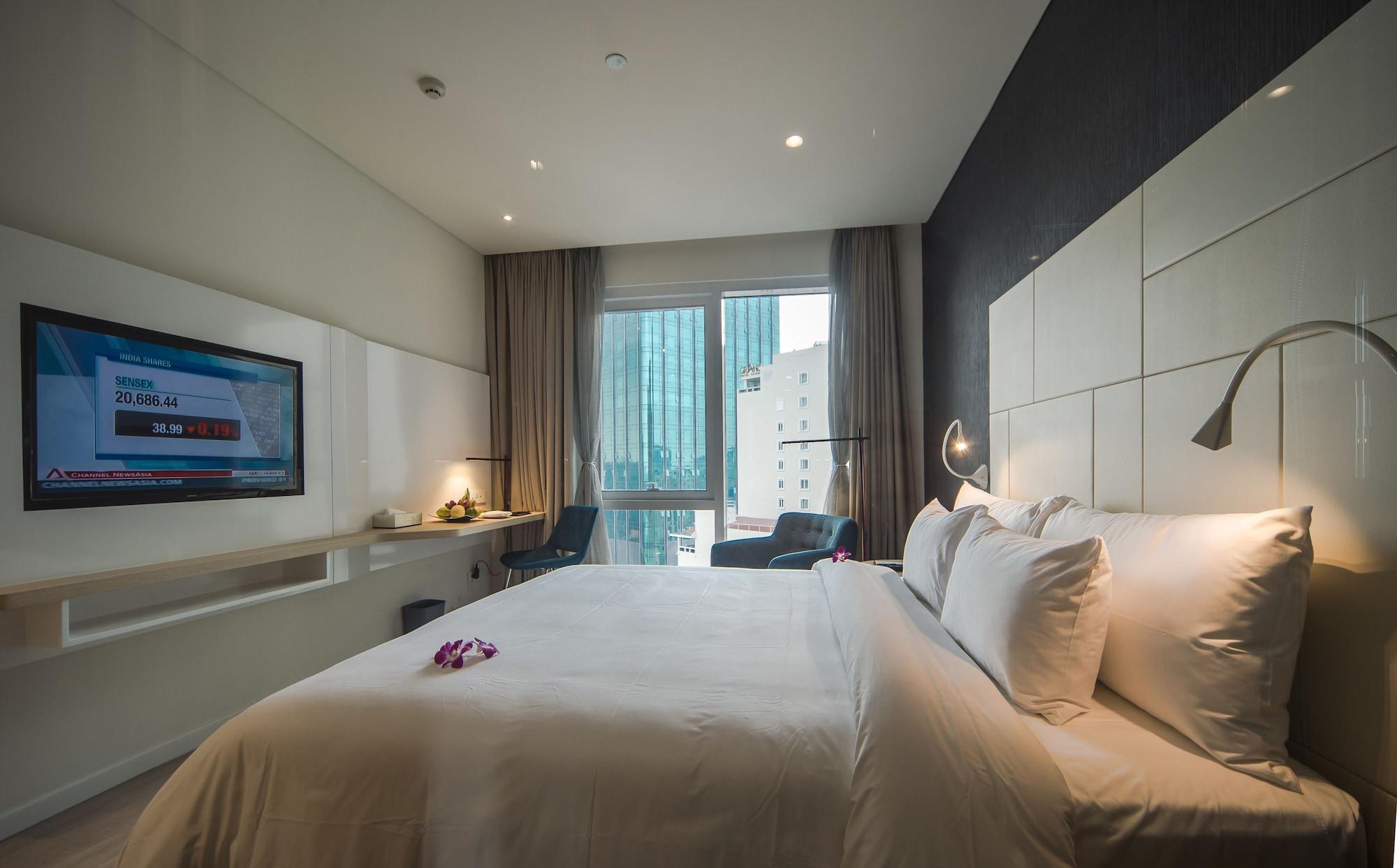 Liberty Saigon Riverside 4*
