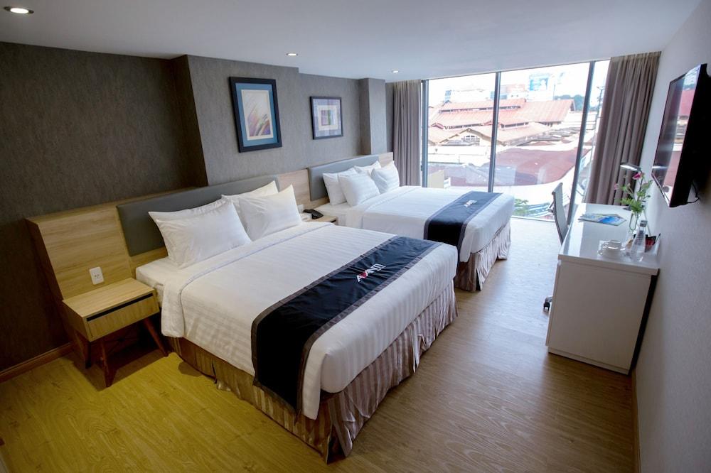 Avanti Boutique Hotel 3*