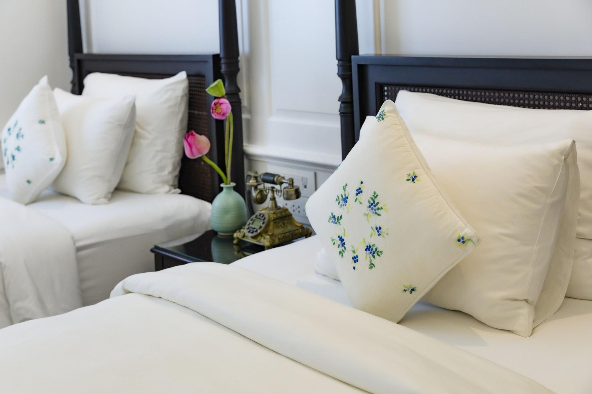 Hotel Alagon D'antique & 4*