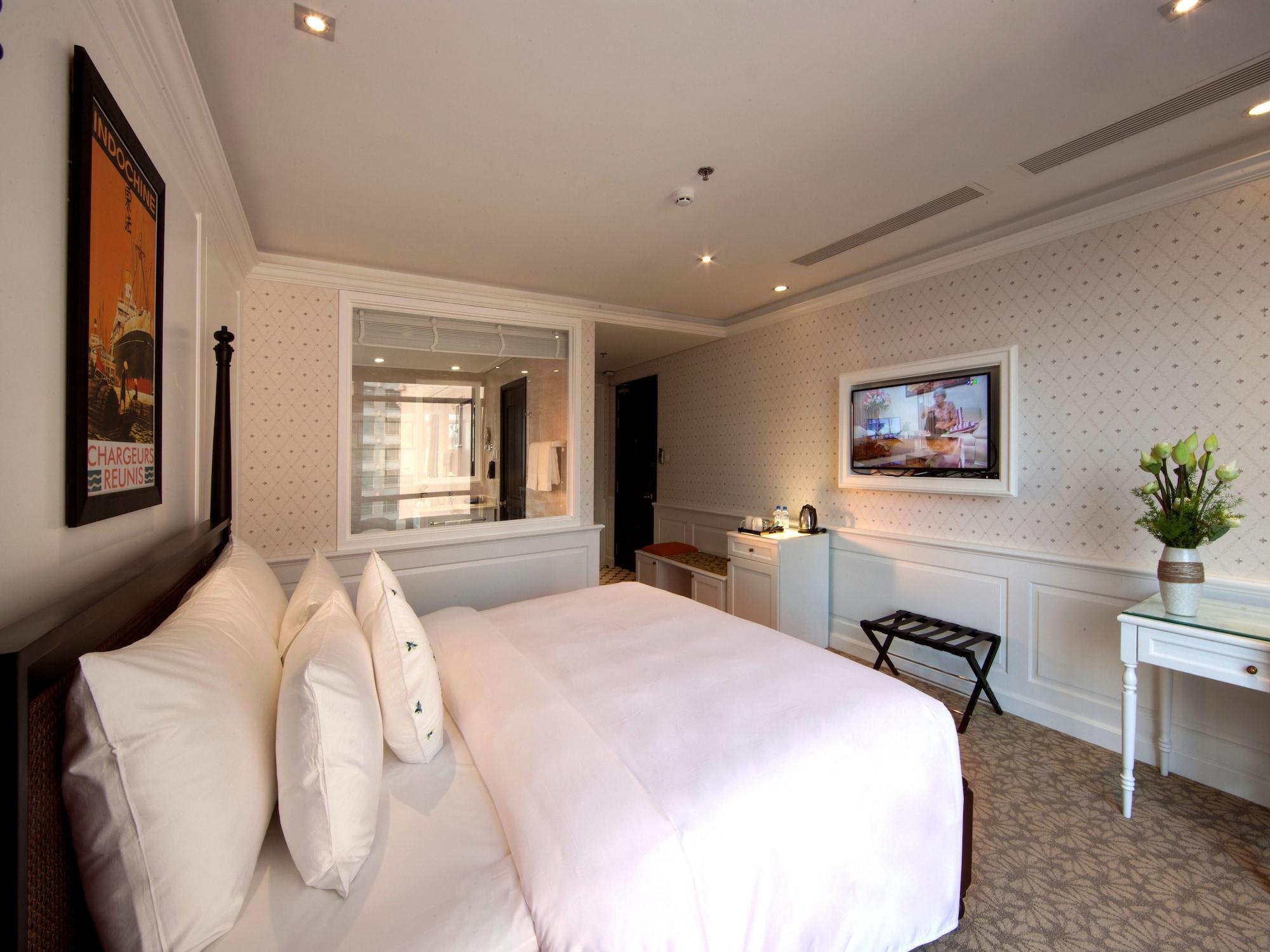 Alagon D'antique & Ho Chi Minh City