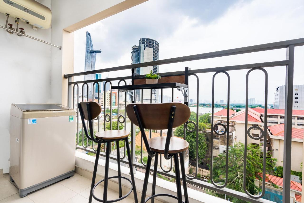 Hostel Saigon Royal - River View - Hana 6 Floor *