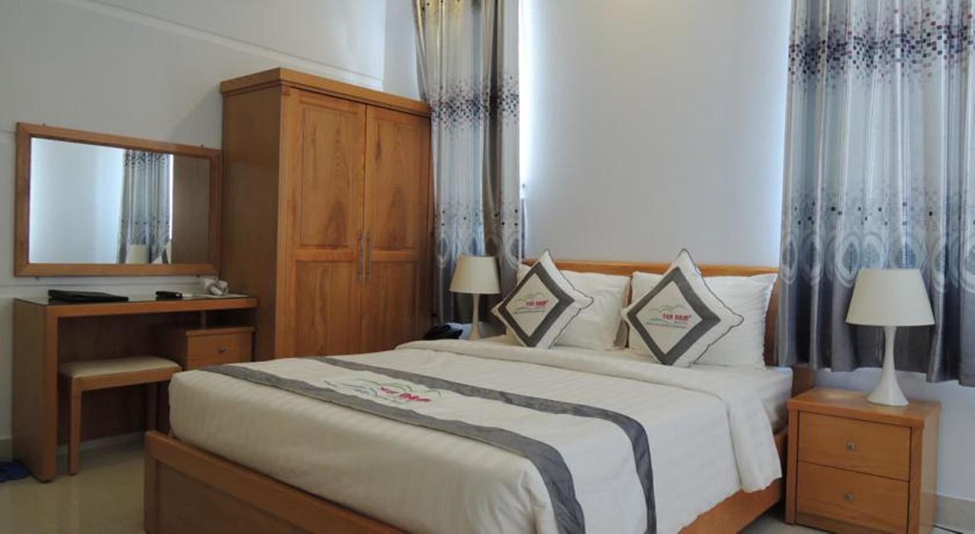 Yen Nam Nguyen Trong Tuyen Hotel 3*